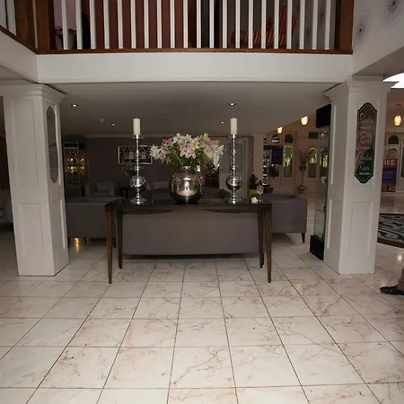 Earl Of Desmond Hotel 3*